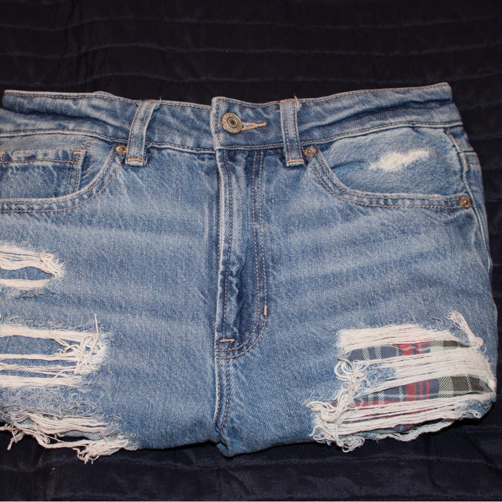 American Eagle Ripped Patchwork Jeans - image 5